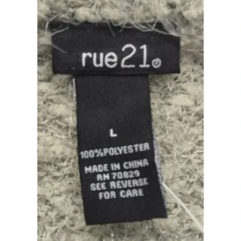 NWT Rue 21 women's green‎ off the shoulder fuzzy tight knit pullover sweater LG